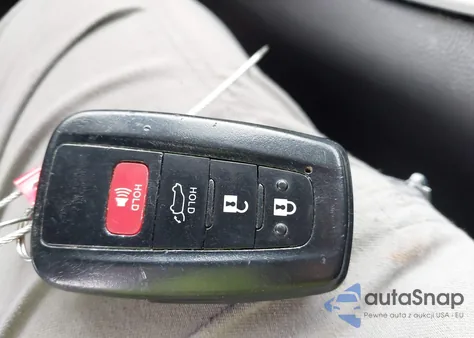 2019 Toyota Rav4 Xle из США, поврежденный, VIN 2T3W1RFV5KC023465